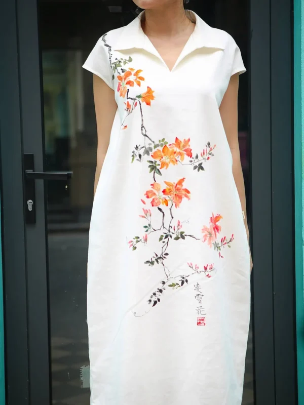 Váy liền tay, cổ V linen trắng vẽ hoa lăng tiêu
