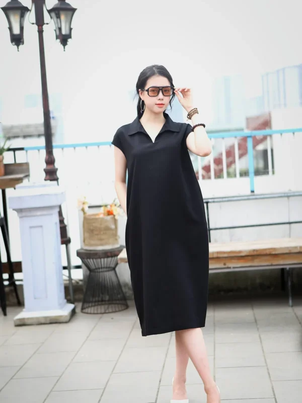 Váy linen đen cổ V tay hến dáng suông