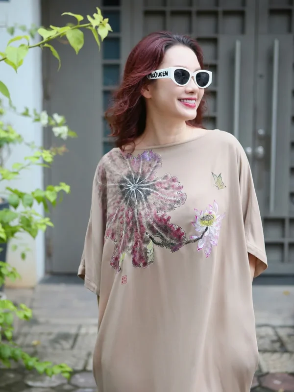 Váy cổ thuyền lanh vẽ tay